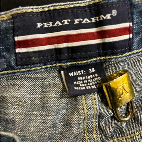 Vintage Y2K Phat Farm Baggy Jean Shorts - Picture 4 of 4